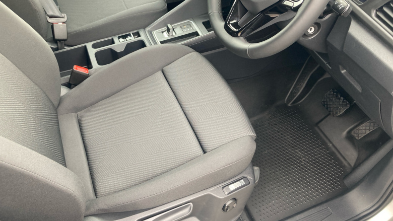 Ford Transit Connect 240 L2 Diesel 2.0 EcoBlue 122ps Trend Van Auto